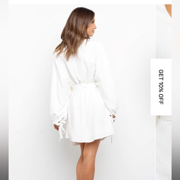 White long sleeve wrap dress - Picture 2 of 4